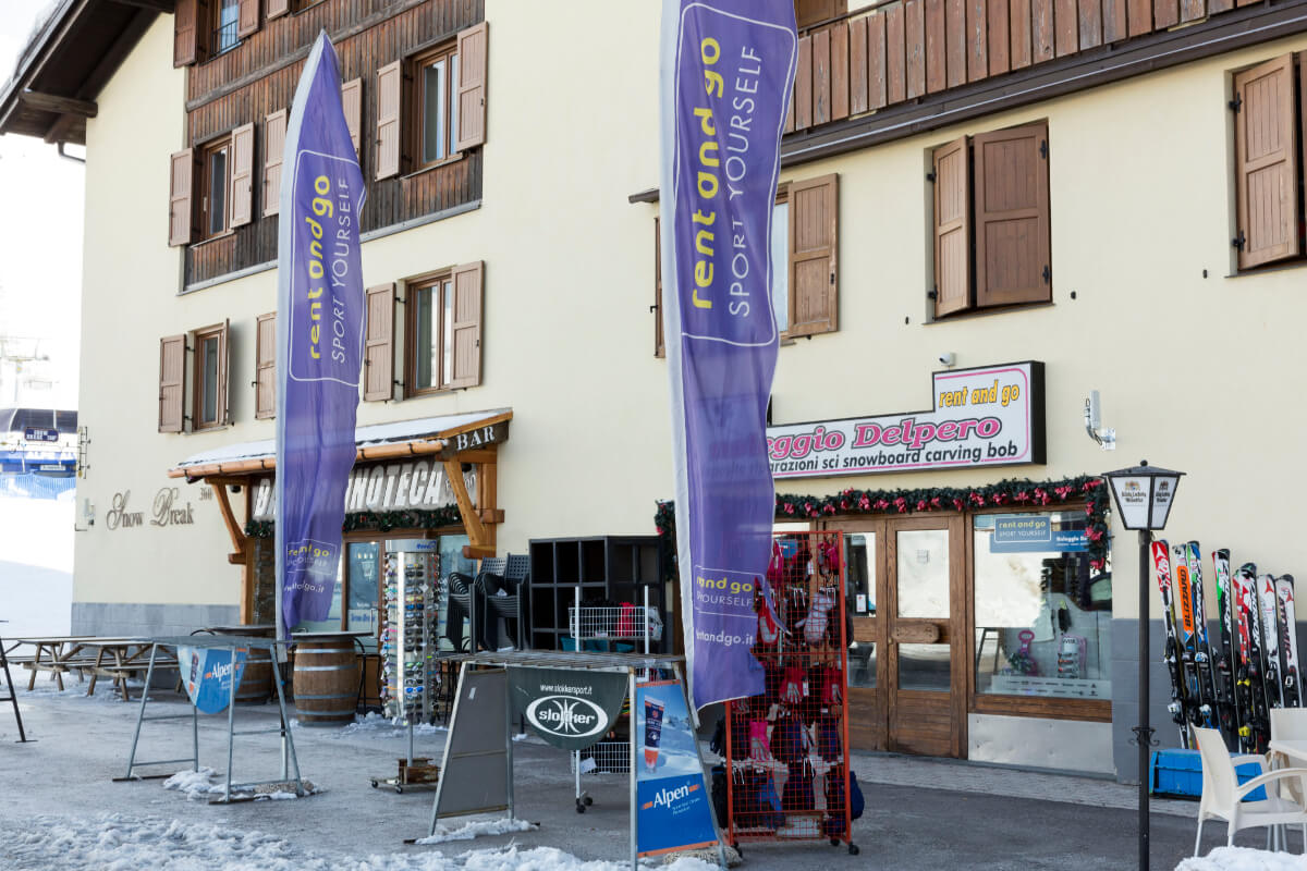 Ski rental Passo Del Tonale (Vermiglio) - Adamello - Noleggio Delpero - Foto 0
