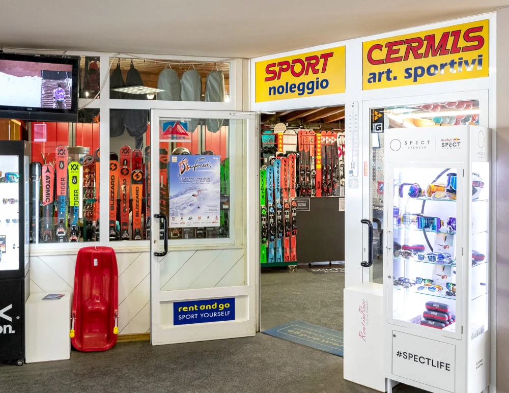 Ski rental Cavalese - Alpe Cermis - Sport Cermis - Foto 0