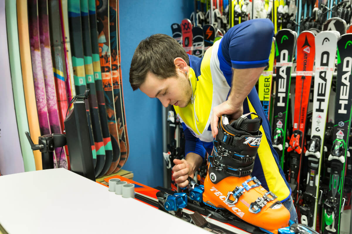 Noleggio sci Folgarida Dimaro Folgarida Sport Rent and Go