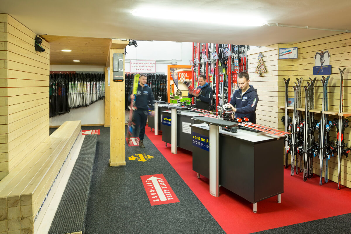 Noleggio sci Rivisondoli Rental Monte Pratello Rent and Go