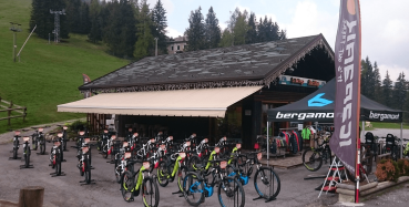 Noleggio sci Presolana Ski e-Bike a Castione della Presolana