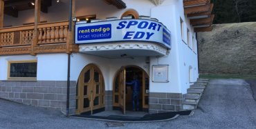 Skiverleih Rent and Go Sport Edy (Pozza di Fassa) zu Pozza di Fassa - Sèn Jan, San Giovanni (TN)