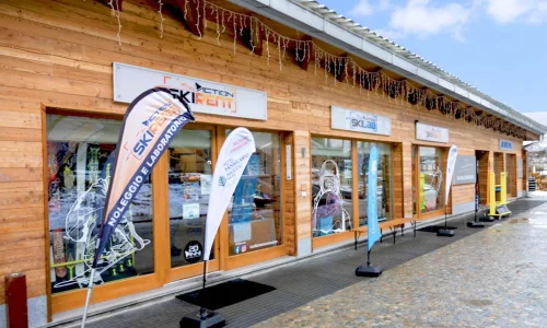Noleggio, rental, Verleih Action Ski Rent @ San Sicario - Cesana Torinese - Via Lattea