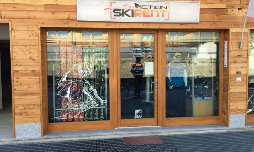 Noleggio, rental, Verleih Action Ski Rent @ San Sicario - Cesana Torinese - Via Lattea