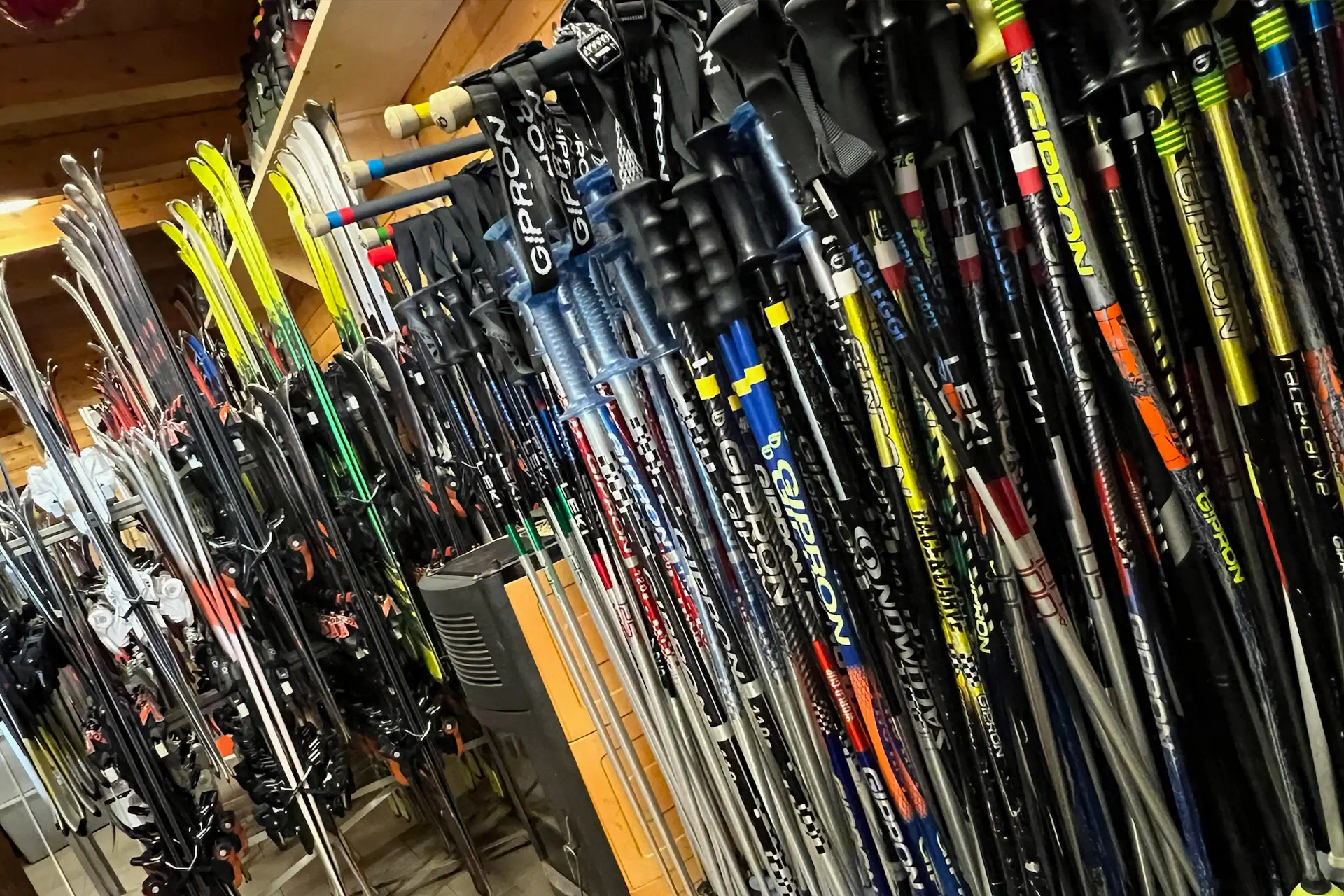 Noleggio sci Piancavallo - Toffoli Sport - Noleggio del Tremol - Foto 5